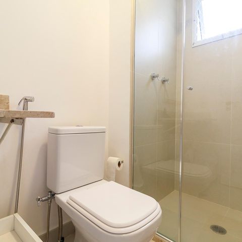 Apartamento à venda com 71m², 2 quartos e 1 vaga Apartamento à venda com 71m², 2 quartos e 1 vagaSuíte 2 - Banheiro