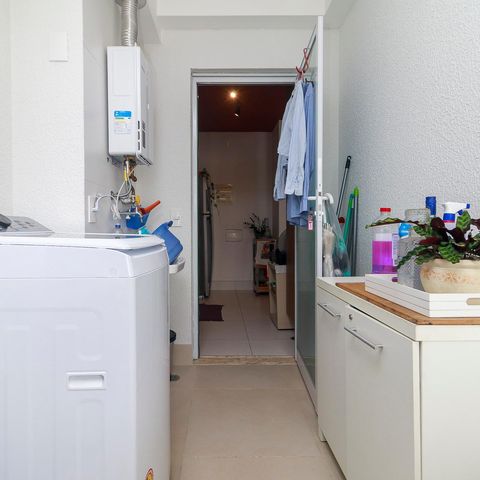 Apartamento à venda com 71m², 2 quartos e 1 vaga Apartamento à venda com 71m², 2 quartos e 1 vagaÁrea de Serviço