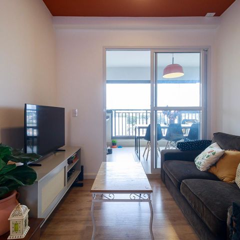 Apartamento à venda com 71m², 2 quartos e 1 vaga Apartamento à venda com 71m², 2 quartos e 1 vagaSala