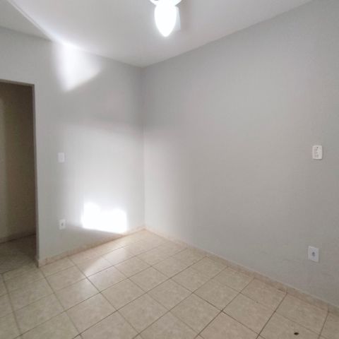 Casa à venda com 295m², 3 quartos e 4 vagas Casa à venda com 295m², 3 quartos e 4 vagasQuarto 2