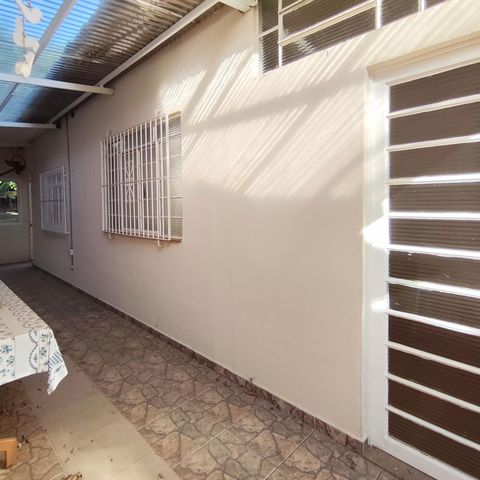 Casa à venda com 295m², 3 quartos e 4 vagas Casa à venda com 295m², 3 quartos e 4 vagasQuintal