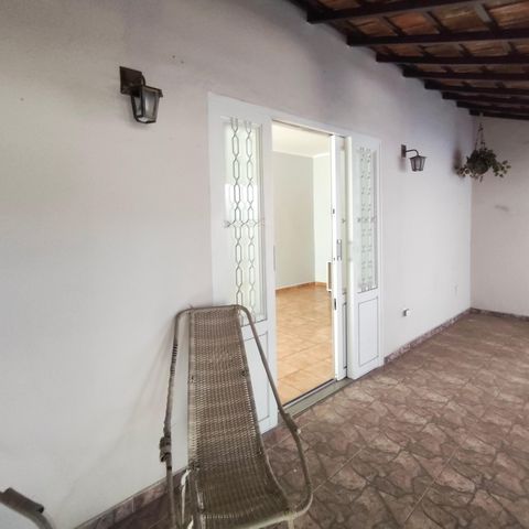 Casa à venda com 295m², 3 quartos e 4 vagas Casa à venda com 295m², 3 quartos e 4 vagasQuintal
