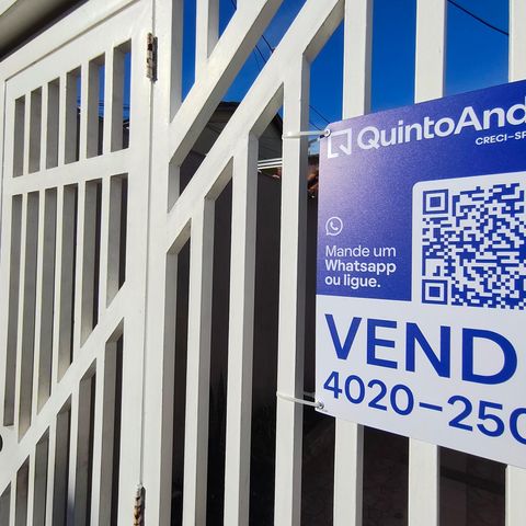 Casa à venda com 295m², 3 quartos e 4 vagas Casa à venda com 295m², 3 quartos e 4 vagasPlaca