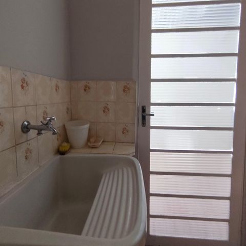 Casa à venda com 295m², 3 quartos e 4 vagas Casa à venda com 295m², 3 quartos e 4 vagasÁrea de Serviço