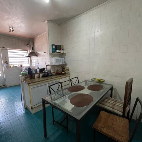 Casa à venda com 367m², 3 quartos e 4 vagas Casa à venda com 367m², 3 quartos e 4 vagasCozinha