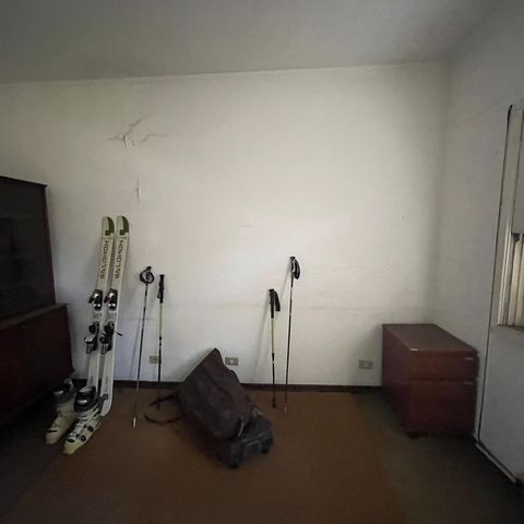 Casa à venda com 367m², 3 quartos e 4 vagas Casa à venda com 367m², 3 quartos e 4 vagasSala 2