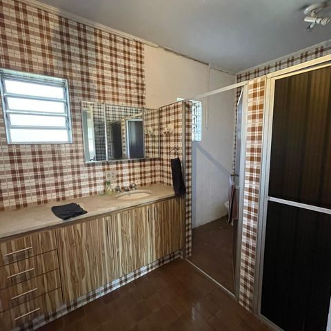 Casa à venda com 367m², 3 quartos e 4 vagas Casa à venda com 367m², 3 quartos e 4 vagasBanheiro 3