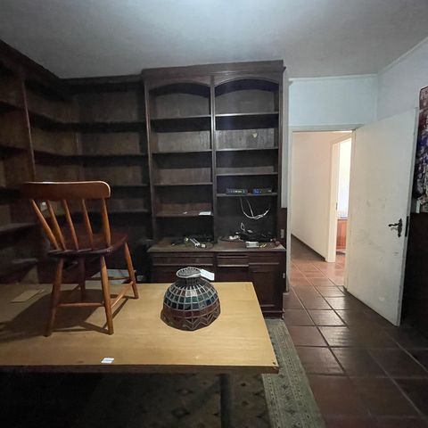 Casa à venda com 367m², 3 quartos e 4 vagas Casa à venda com 367m², 3 quartos e 4 vagasEscritório