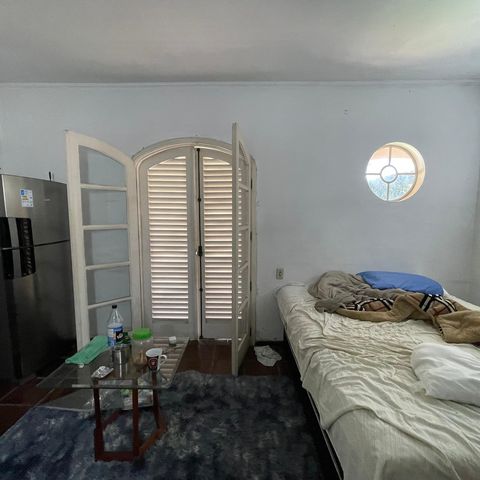 Casa à venda com 367m², 3 quartos e 4 vagas Casa à venda com 367m², 3 quartos e 4 vagasQuarto 5
