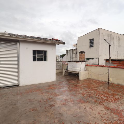 Casa à venda com 348m², 3 quartos e 12 vagasCasa 2 - Quintal superior