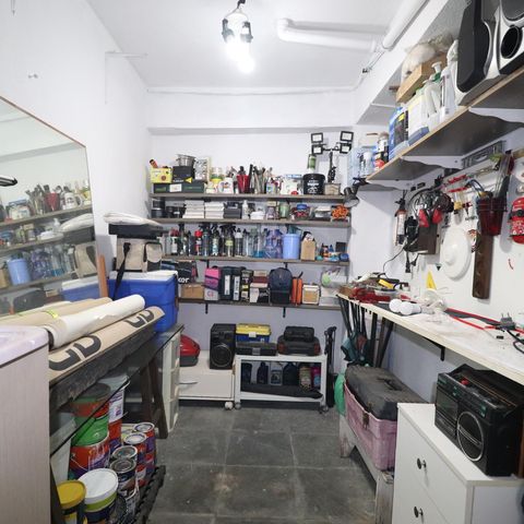 Casa à venda com 348m², 3 quartos e 12 vagasDepósito