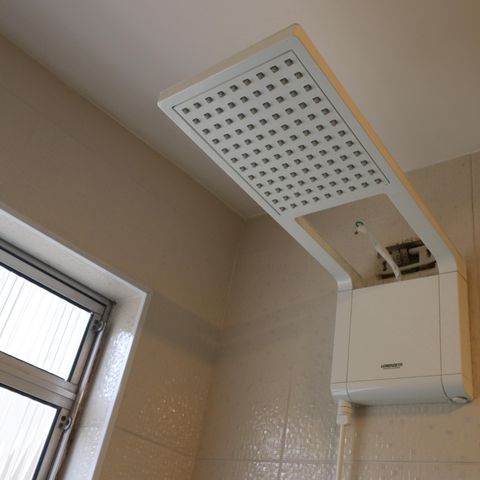 Casa à venda com 348m², 3 quartos e 12 vagasCasa 1 - Banheiro Quarto 1 suíte