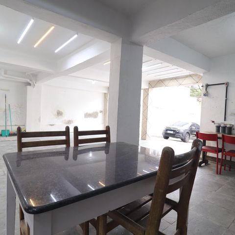 Casa à venda com 348m², 3 quartos e 12 vagasEspaço Gourmet