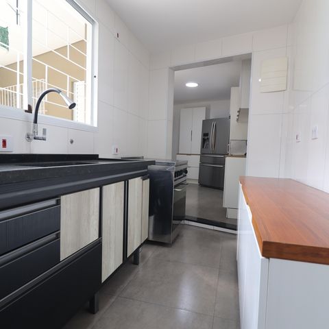 Casa à venda com 348m², 3 quartos e 12 vagasCasa 1 - Cozinha