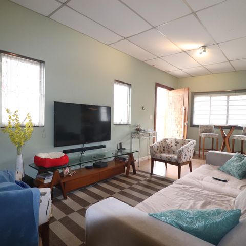 Casa à venda com 348m², 3 quartos e 12 vagasCasa 2 - Sala