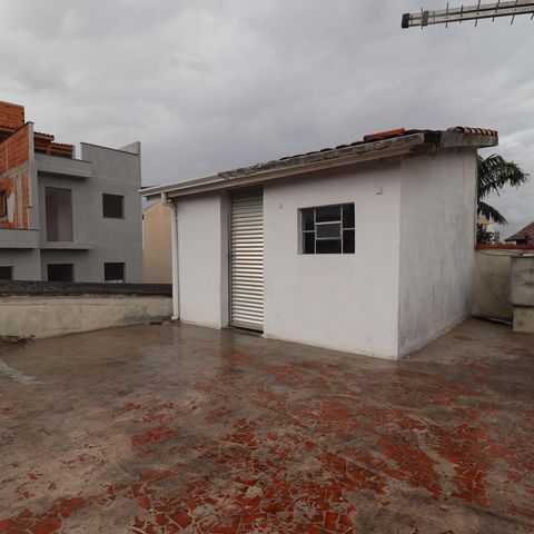 Casa à venda com 348m², 3 quartos e 12 vagasCasa 2 - Quintal superior