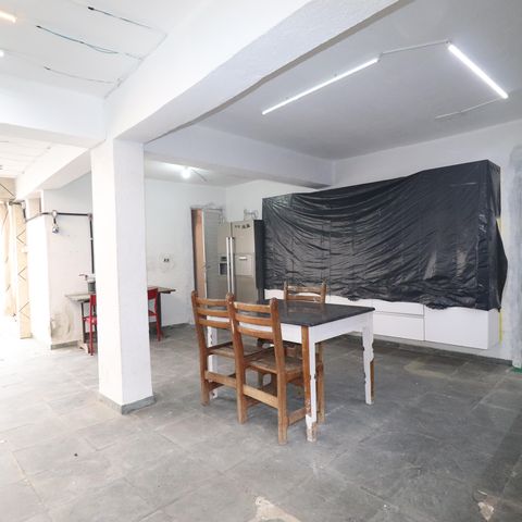 Casa à venda com 348m², 3 quartos e 12 vagasEspaço Gourmet