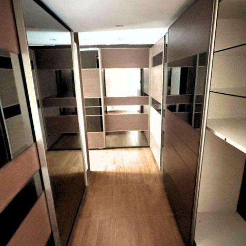 Casa de condomínio à venda com 372m², 7 quartos e 5 vagas