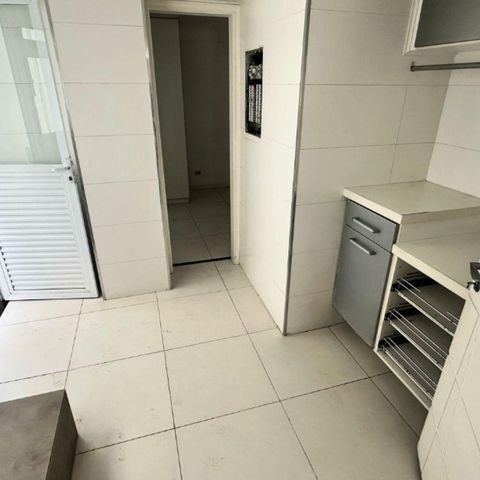 Casa de condomínio à venda com 372m², 7 quartos e 5 vagas