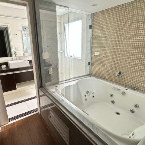 Casa de condomínio à venda com 372m², 7 quartos e 5 vagas