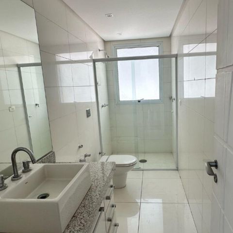 Casa de condomínio à venda com 372m², 7 quartos e 5 vagas