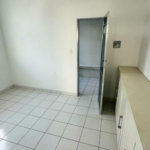 Casa de condomínio à venda com 372m², 7 quartos e 5 vagas