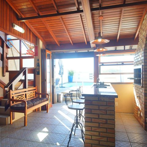 Casa à venda com 175m², 3 quartos e 2 vagasÁrea comum