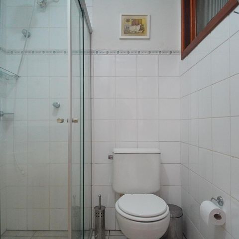 Casa à venda com 175m², 3 quartos e 2 vagasBanheiro Social