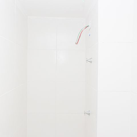 Apartamento à venda com 34m², 2 quartos e sem vaga Apartamento à venda com 34m², 2 quartos e sem vagaBanheiro