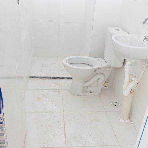 Apartamento à venda com 34m², 2 quartos e sem vaga Apartamento à venda com 34m², 2 quartos e sem vagaBanheiro