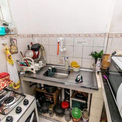 Casa à venda com 400m², 6 quartos e 2 vagasCasa 5 - Cozinha