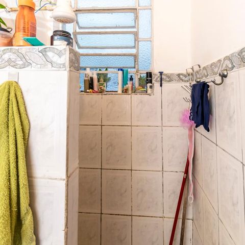 Casa à venda com 400m², 6 quartos e 2 vagasCasa 5 - banheiro