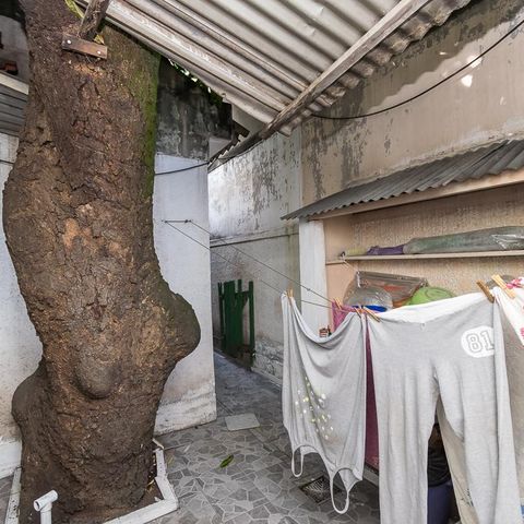Casa à venda com 400m², 6 quartos e 2 vagasCasa 1 -  Área de serviço