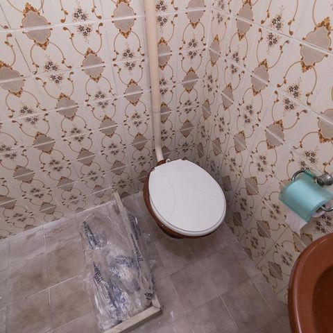 Casa à venda com 400m², 6 quartos e 2 vagasCasa 2 - Banheiro social