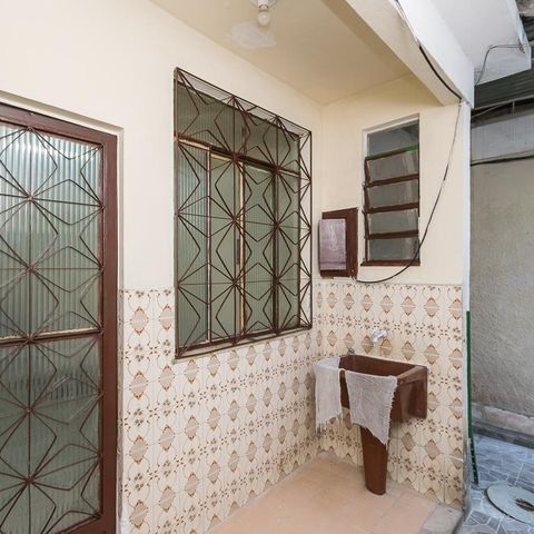 Casa à venda com 400m², 6 quartos e 2 vagasCasa 2 - Área de serviço