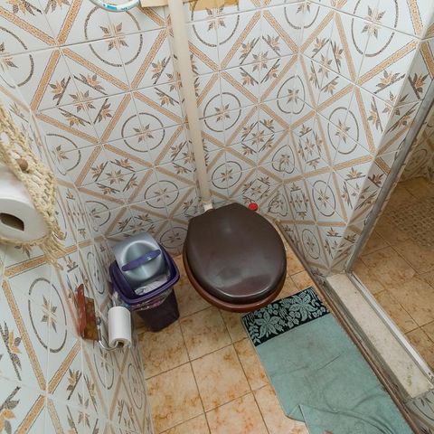 Casa à venda com 400m², 6 quartos e 2 vagasCasa 1 -  Banheiro da Suíte