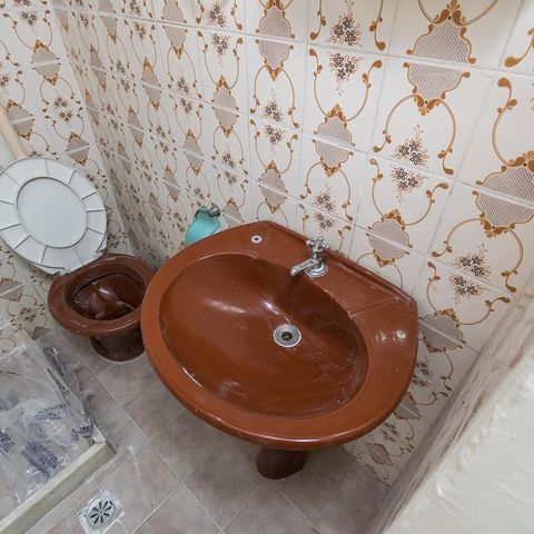 Casa à venda com 400m², 6 quartos e 2 vagasCasa 2 - Banheiro social