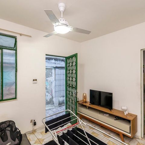 Casa à venda com 400m², 6 quartos e 2 vagasCasa 4 - Sala