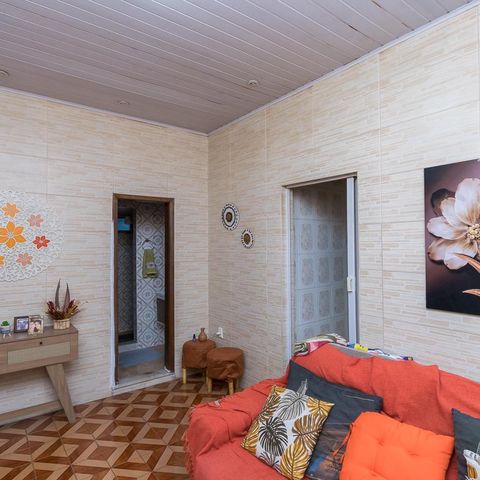 Casa à venda com 400m², 6 quartos e 2 vagasCasa 1 - Sala