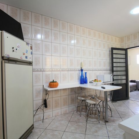Casa à venda com 300m², 2 quartos e 12 vagasCozinha