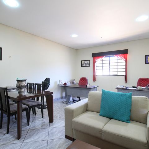 Casa à venda com 300m², 2 quartos e 12 vagasQuarto 2
