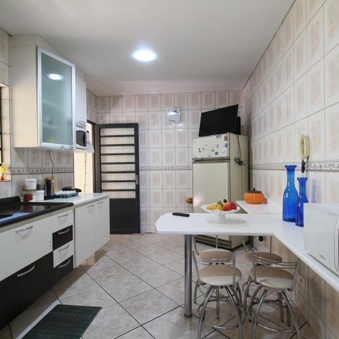 Casa à venda com 300m², 2 quartos e 12 vagasCozinha
