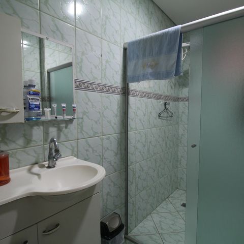 Casa à venda com 300m², 2 quartos e 12 vagasBanheiro
