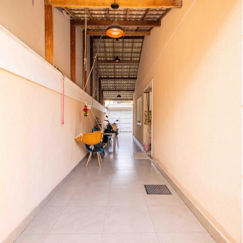 Casa de condomínio à venda com 270m², 4 quartos e 2 vagas Casa de condomínio à venda com 270m², 4 quartos e 2 vagasÁrea comum