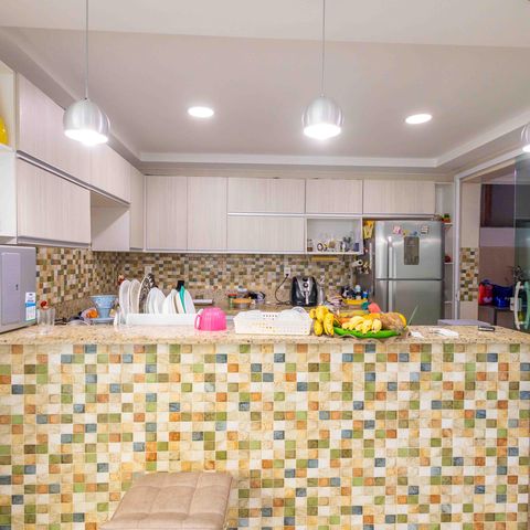 Casa de condomínio à venda com 270m², 4 quartos e 2 vagas Casa de condomínio à venda com 270m², 4 quartos e 2 vagasCozinha