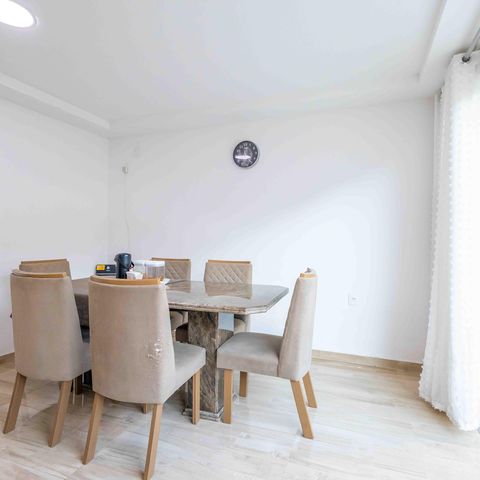 Casa de condomínio à venda com 270m², 4 quartos e 2 vagas Casa de condomínio à venda com 270m², 4 quartos e 2 vagasCozinha