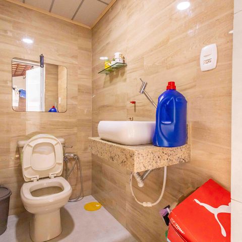 Casa de condomínio à venda com 270m², 4 quartos e 2 vagas Casa de condomínio à venda com 270m², 4 quartos e 2 vagasLavabo