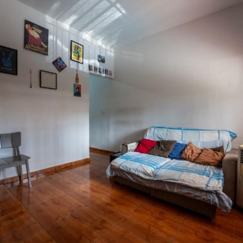 Casa à venda com 160m², 3 quartos e 2 vagas Casa à venda com 160m², 3 quartos e 2 vagasFoto 03