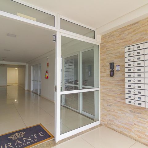 Apartamento à venda com 79m², 2 quartos e 2 vagas Apartamento à venda com 79m², 2 quartos e 2 vagasHall social