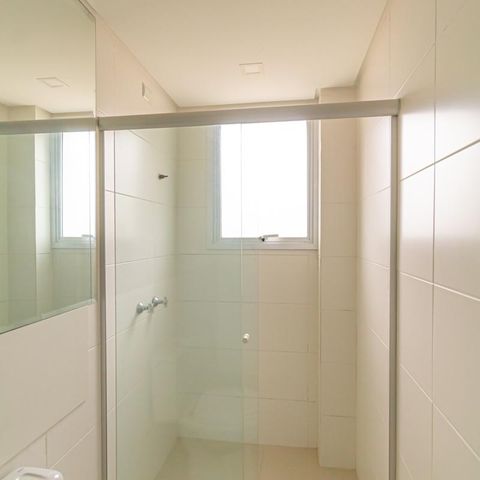 Apartamento à venda com 79m², 2 quartos e 2 vagas Apartamento à venda com 79m², 2 quartos e 2 vagasBanheiro Social